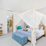 Villa Azure